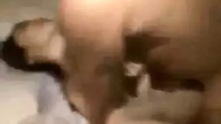 نجمات إباحية كنديات يقدمن عروضًا جامحة