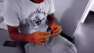 عاهرات القرية في اغتصاب جماعي علني