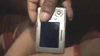 العشيق الأسود يملأ كسها الوردي بزبه الضخم