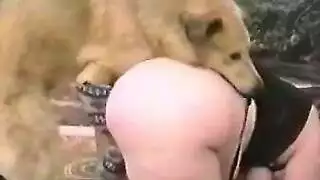 وحشية مدام الخلفية: كس غارق يتلقى ضرباً عنيفاً