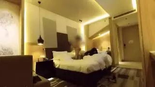 الضياق المالي يؤدي إلى جنس صريح