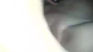 يحشر قذيفه في المكنسه الكهربائية