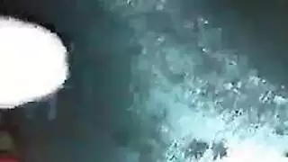 شاب وسيم يضرب كسها المبلول بعنف وضجيج