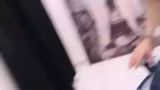 أم ناضجة تتهيأ لتتعرض للجماع بقوة في النادي الليلي