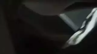 جنس شقراء مجنون: تختنق بالقضيب وترتفع عليه