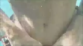 شعر العانة يُنكح بعمق على الكاميرا ثم تركب للمزيد