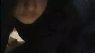 حكاية سندريلا الخيالية تتحول إلى جماع شرجي جماعي