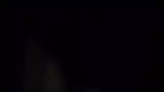 شيميل صريح: جماع جماعي في وضعية الكلب