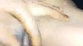 مايه خليفه فرك الجسم بل فازلين
