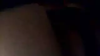 قضيب ثلاثي في فم الجار على الدرج جنس فموي صريح