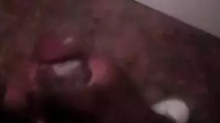 تقطر رطوبة وأقذف لمشاهدة هذا الفيديو الإباحي