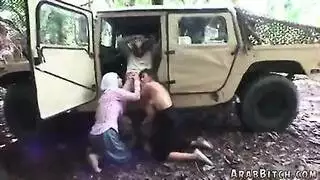 سكس محجبات نار في السيارة مع أحلى تقفيش وتعري مثير