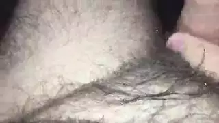 مغامرة حمودي الإباحية في السرير