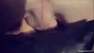 الجنس على الوجه للمراهقات: شفاه بريتني المثالية تعمل