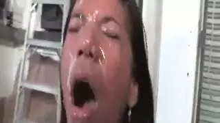 حفلة مشاهدة xxx: لقاءات جنسية غير مقطوعة