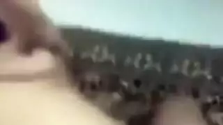 أنات نارية بينما يتم هيمنتها في جنس عربي مكثف