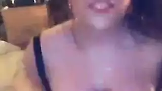 نيك صدر بثدي كبير قضيب نجم إباحي يضرب بين ثديين متينين