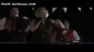 ربة منزل فرنسية شهوانية: لا تكفيها الجنس الشرجي الخشن والقذف داخلها