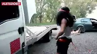 بورنو إصلاح سيارات قاس: نيك زبونة راغبة