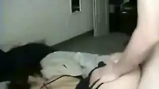 مصرية شهوانية تأخذ وجهها للزب وثقبها الشرجي يُحفر في مشهد قوي
