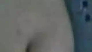 شريط جنس عربي مسرب: مصري يبيع عشيقته مقابل المال