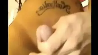 فتاة سمراء تهتز بالشهوة حتى الصراخ