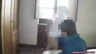 عبادة القضيب السميك من قبل العشاق الآسيويين في حركة فرك ساخنة