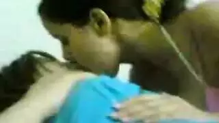 التعيين لمشهد شرجي عنيف