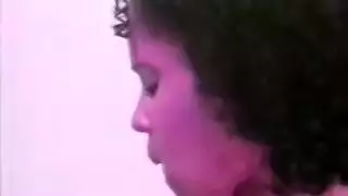 لعق مهبل حبيبته