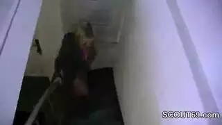 ابنة الشيخ تتوق إلى جنس صريح