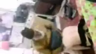 شيخ كبير ينيك طفل