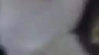 شقراء كرتونية تمص بقوة