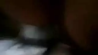 هوس فموي: مص قضيب صلب وثدي ناعم