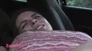 احتفال نيك بقضيب عملاق ملء كل الفتحات