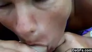 مص عميق يقود إلى جلسة تربية بالقذف الداخلي
