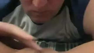 يحصل لاتينا مثير نائب الرئيس على فمها الجميل