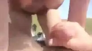 زانفها بعبصه في طيزها