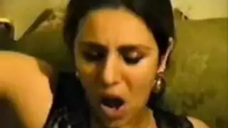 سحاق عربي مع خادمتي نادية ساخن جدا