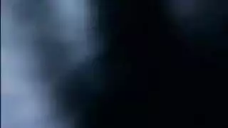 شاب يفرغ إحباطه في مؤخرة مستعدة