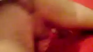 لقطات مقربة متطرفة لكس مليء بالسائل المنوي