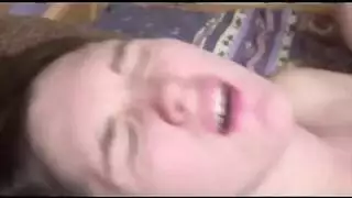 حامل وتتناك بقوة