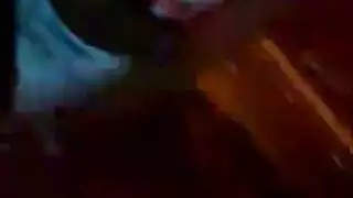 فتاة تركية سمراء في مشهد بورنو حميمي