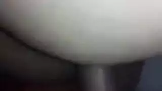 فتاة عربية ساخنة تُضرب وتئن آه أعطينيه