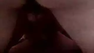 يوم الزفاف: جنس جماعي وملء كل الفتحات