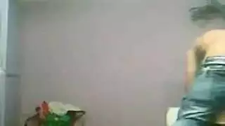 شاب خليجي ينيك أخت صديقه