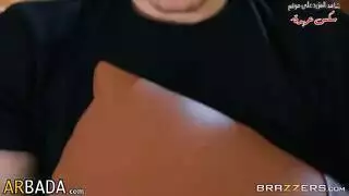 الام الحزينة تنتاك في يوم ذكرى الزوج من صديق ابنتها