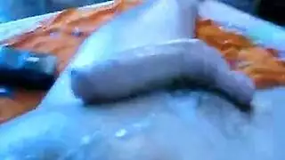 مراه عمي الحامل تحلب لي زبري