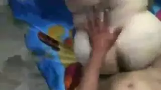 إباحية فرج إثيوبي: عميق ورطب
