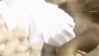 اقتحام فرج ضيق قذف داخلي للمرة الأولى