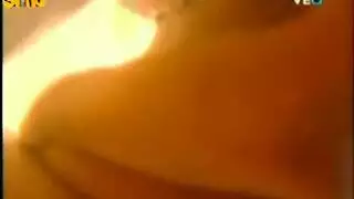 أفلام إباحية: نساء يتم توجيههن بقوة